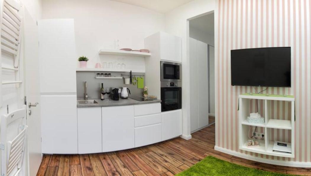 Hi-Bp Design Home Apartments In The Heart Of Budapest Eksteriør billede